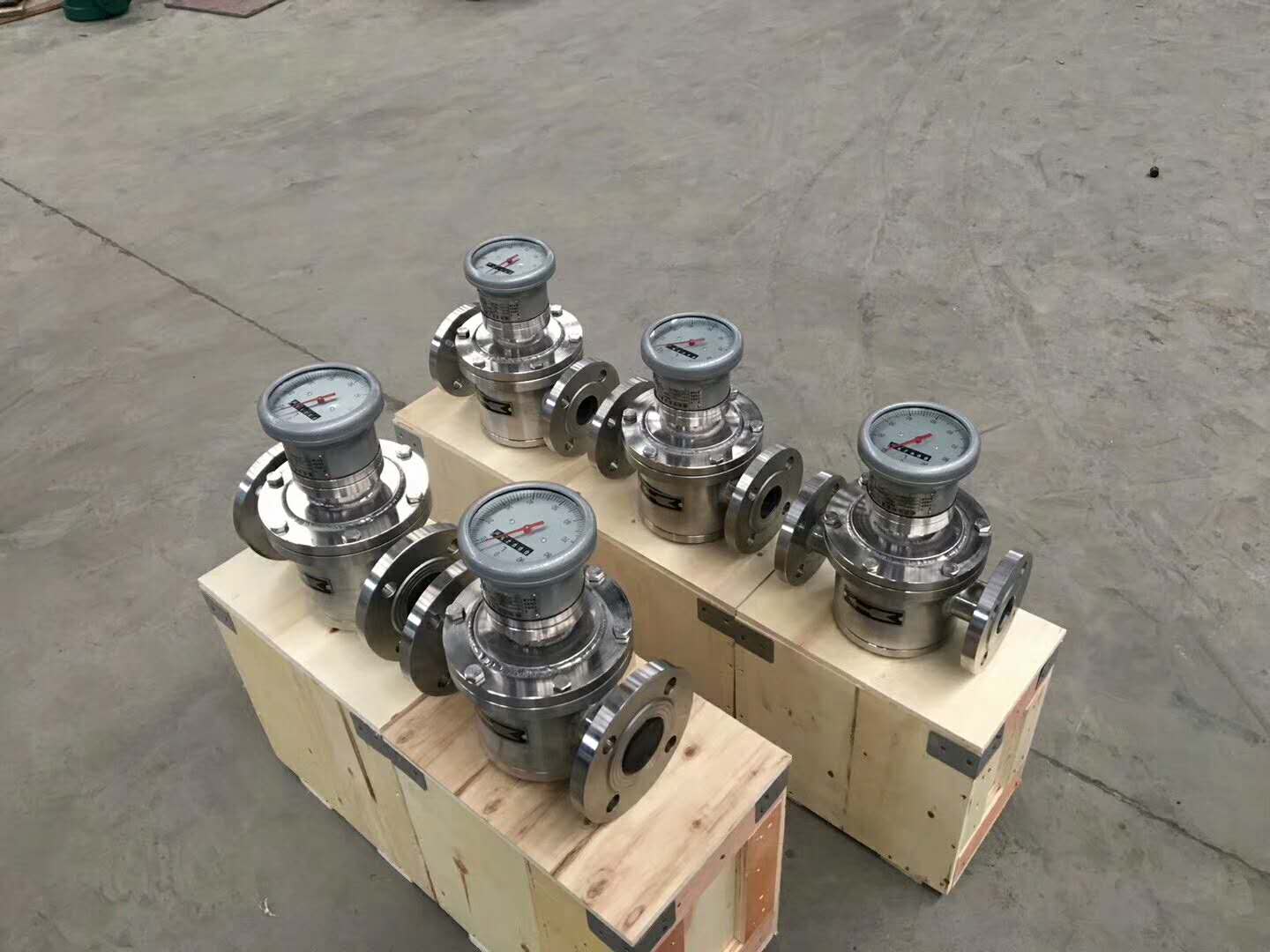 不銹鋼橢圓齒輪流量計(jì)，高粘度流量計(jì)，油流量計(jì)